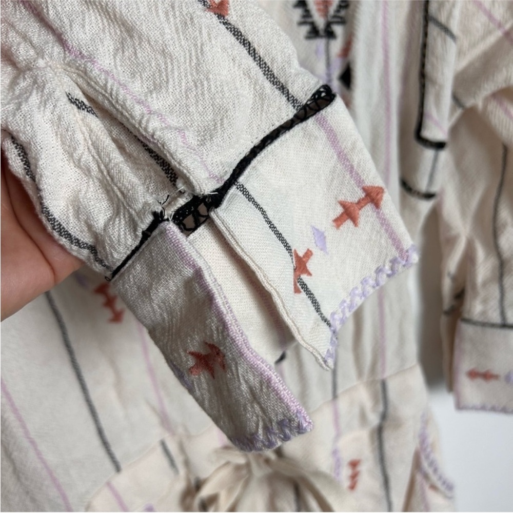 Free People Baja Aztec Embroidered Boho
Long Sleeve Romper EC SZXS/TP - Picture 9 of 10
